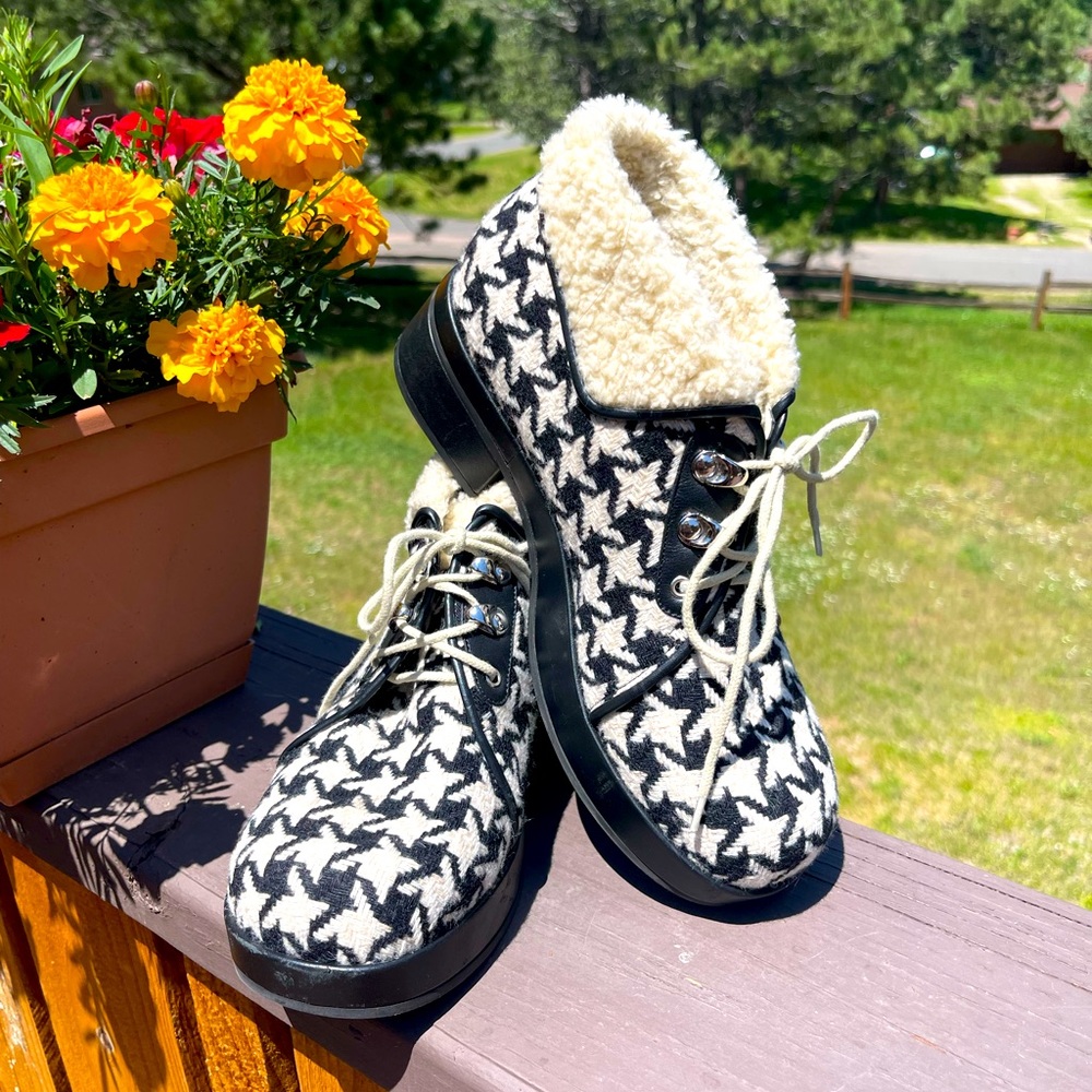 Gucci houndstooth & shearling booty